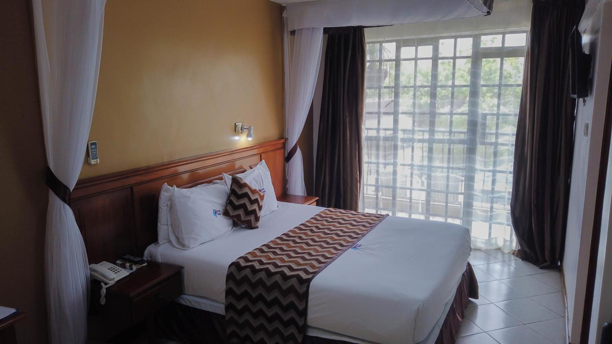 67 Airport Hotel Nairobi Mlolongo Exterior foto